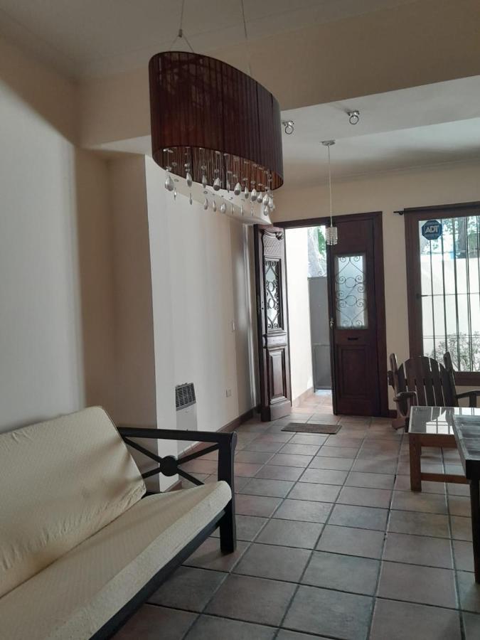 Hostel Terminal Mendoza Ngoại thất bức ảnh
