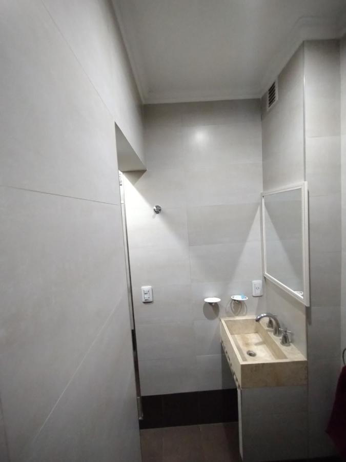 Hostel Terminal Mendoza Ngoại thất bức ảnh